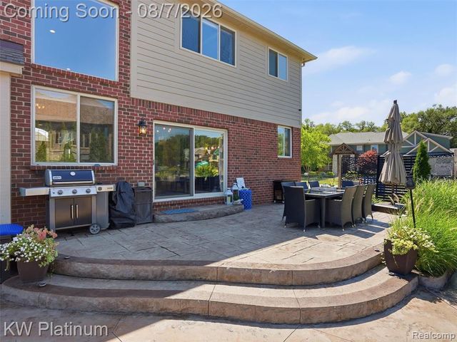 19275 Elkhound Drive, Macomb, MI 48044