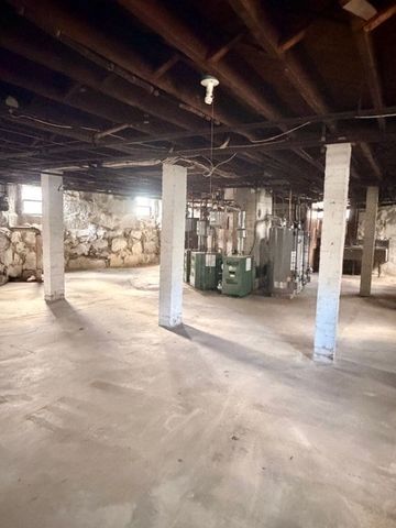 21 James St, New Bedford, MA 02740