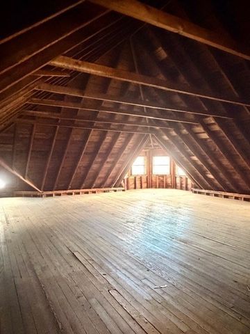 21 James St, New Bedford, MA 02740