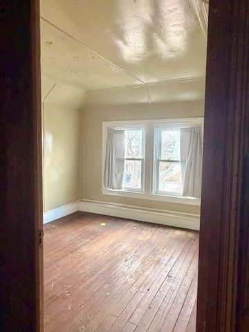 21 James St, New Bedford, MA 02740