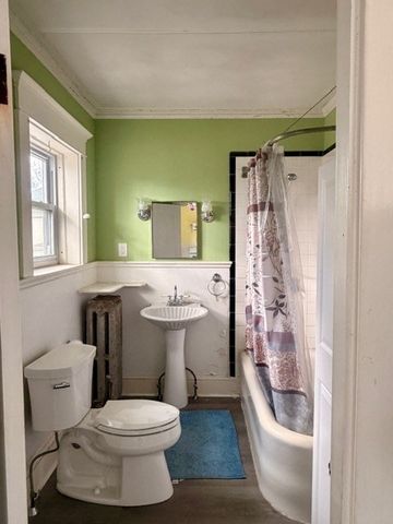 21 James St, New Bedford, MA 02740