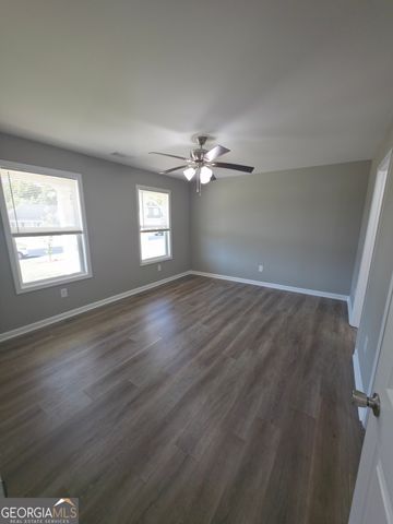 241 Charlotte Cir, Statham, GA 30666