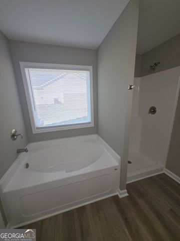 241 Charlotte Cir, Statham, GA 30666