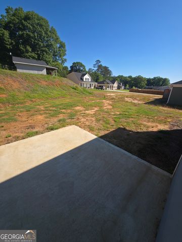 241 Charlotte Cir, Statham, GA 30666