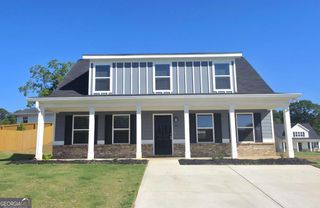 241 Charlotte Cir, Statham, GA 30666
