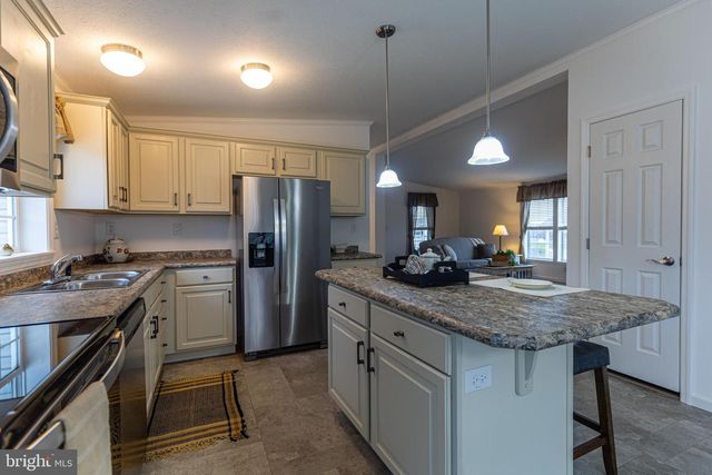 26 BURKE DRIVE, Shippensburg, PA 17257