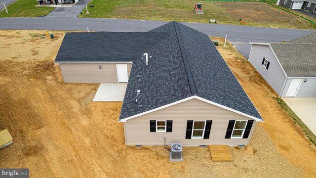 26 BURKE DRIVE, Shippensburg, PA 17257