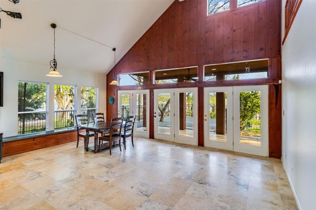 2450 River Oaks DR, Kingsland, TX 78639