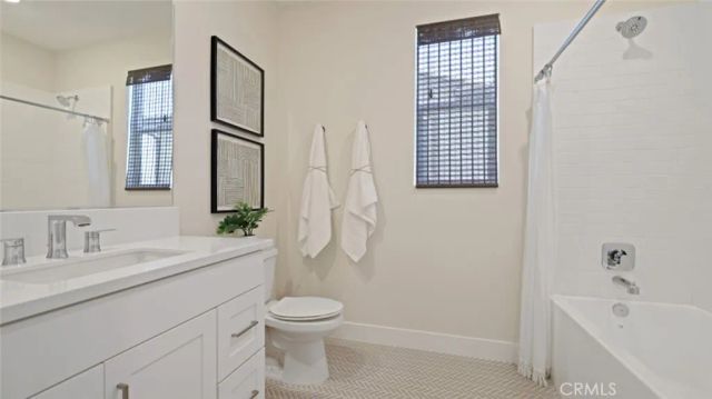 29515 Corte Azulejo, Valencia, CA 91354