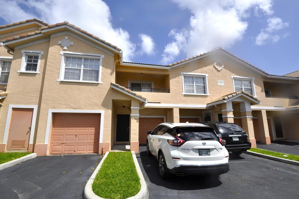 1302 Belmont Lane 1302, North Lauderdale, FL 33068