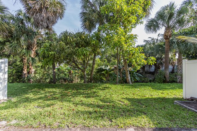 4635 NW 59th Street, Tamarac, FL 33319