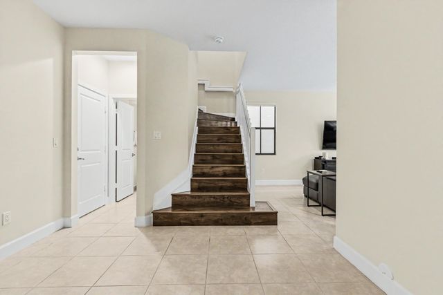 4635 NW 59th Street, Tamarac, FL 33319