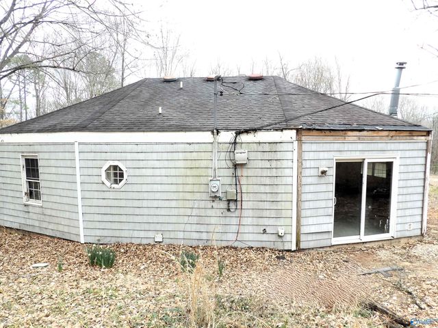 306 Blowing Springs Road, Hartselle, AL 35640