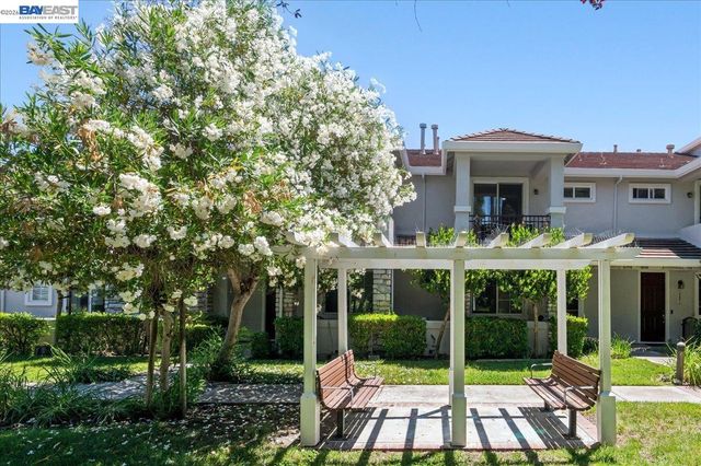 4858 Swinford Ct, Dublin, CA 94568