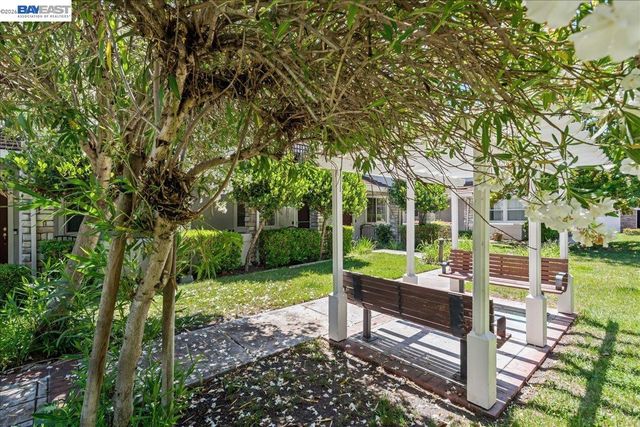 4858 Swinford Ct, Dublin, CA 94568