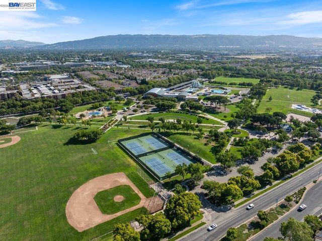 4858 Swinford Ct, Dublin, CA 94568