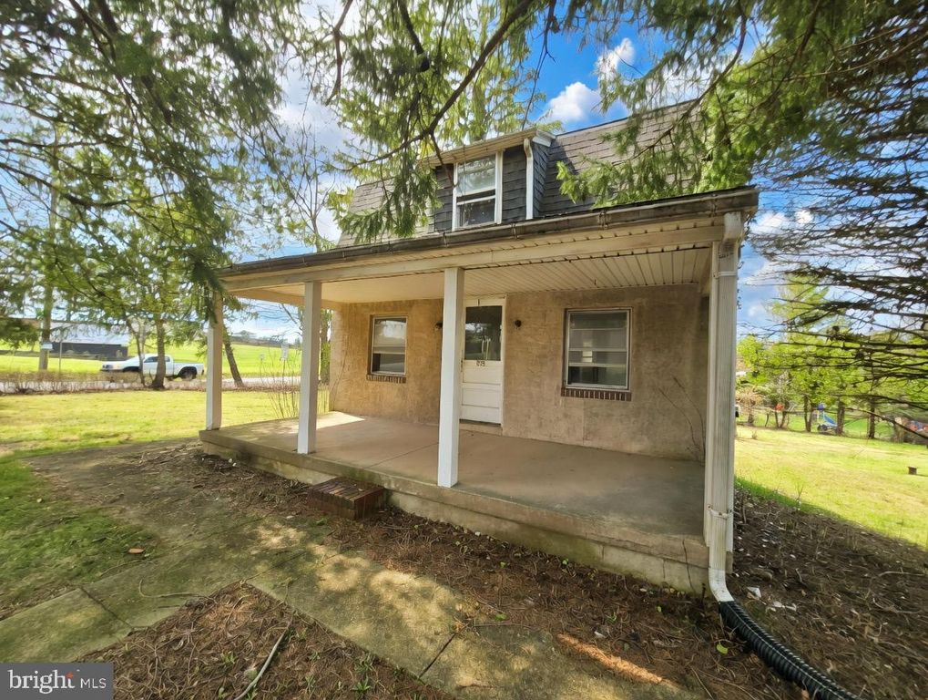 395 EVERGREEN RD, Pottstown, PA 19464