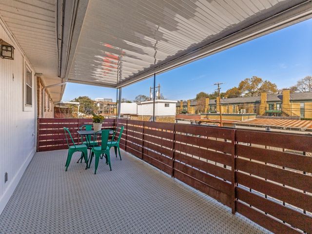 6037 Sandhurst Lane C, Dallas, TX 75206