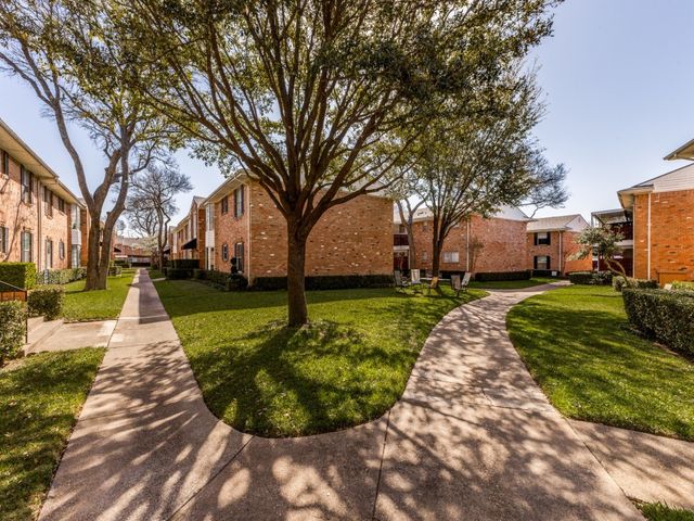 6037 Sandhurst Lane C, Dallas, TX 75206