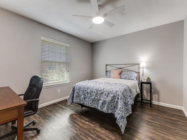 6037 Sandhurst Lane C, Dallas, TX 75206