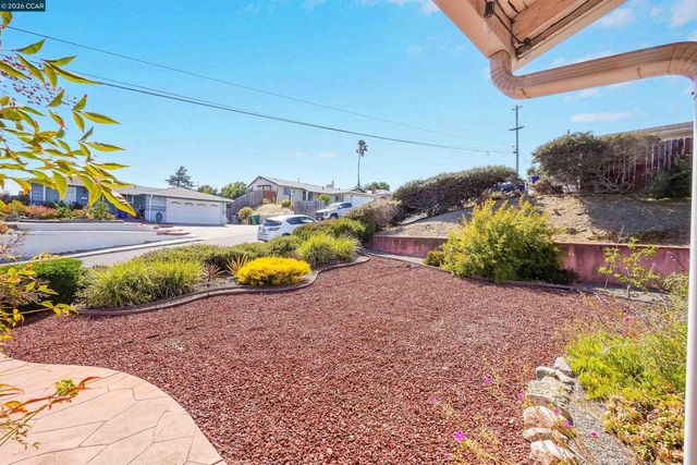 2908 Sargent Ave, San Pablo, CA 94806