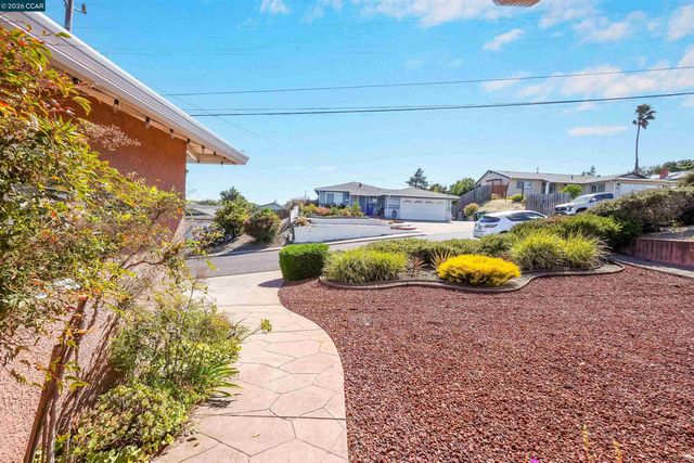 2908 Sargent Ave, San Pablo, CA 94806
