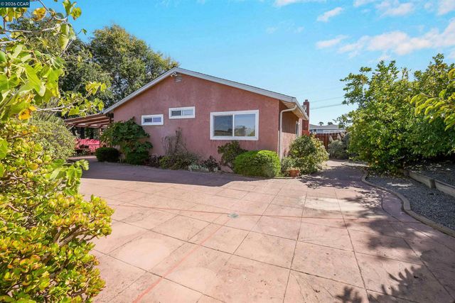 2908 Sargent Ave, San Pablo, CA 94806