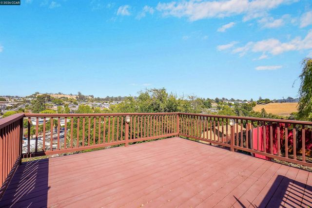2908 Sargent Ave, San Pablo, CA 94806