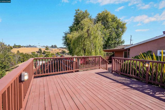 2908 Sargent Ave, San Pablo, CA 94806