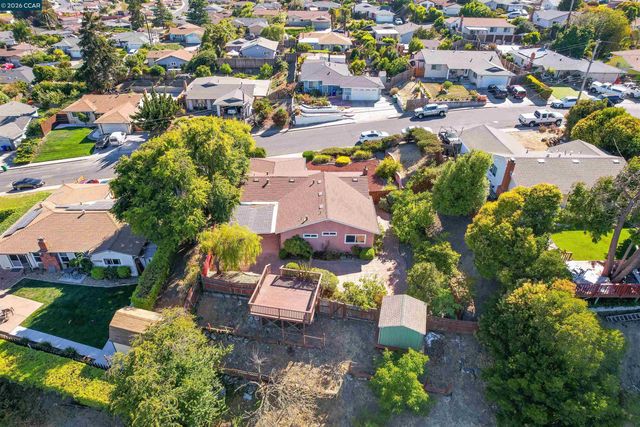 2908 Sargent Ave, San Pablo, CA 94806