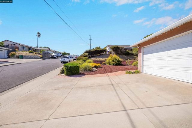 2908 Sargent Ave, San Pablo, CA 94806