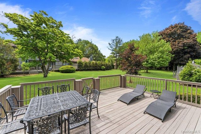 76 Estate Drive, Jericho, NY 11753