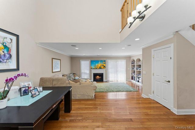 76 Estate Drive, Jericho, NY 11753
