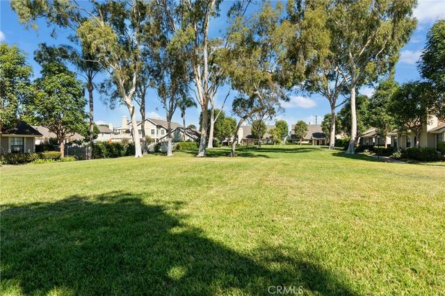 4463 Chase Drive 23, Huntington Beach, CA 92649