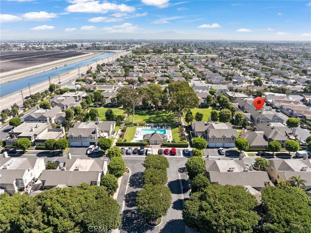 4463 Chase Drive 23, Huntington Beach, CA 92649