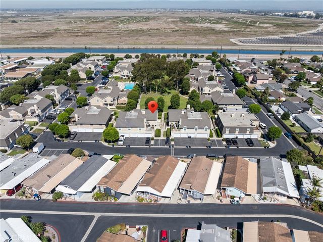 4463 Chase Drive 23, Huntington Beach, CA 92649