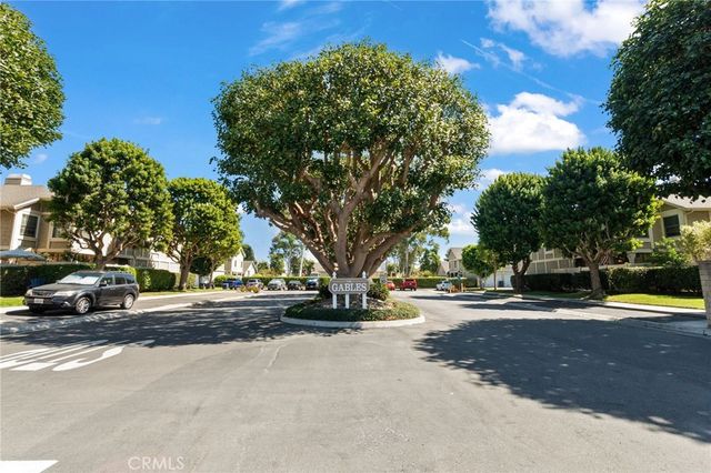 4463 Chase Drive 23, Huntington Beach, CA 92649