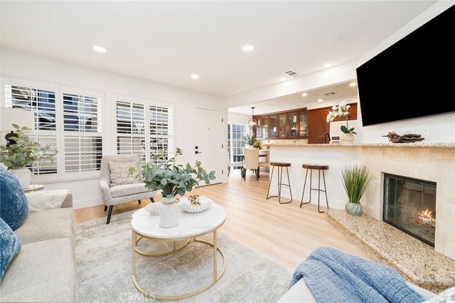 4463 Chase Drive 23, Huntington Beach, CA 92649