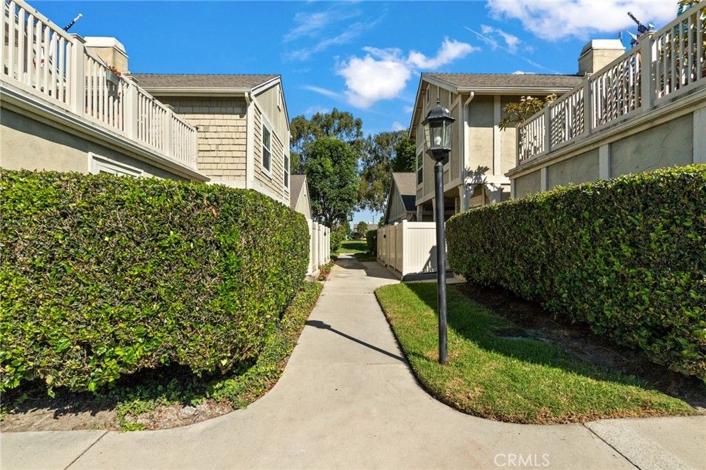 4463 Chase Drive 23, Huntington Beach, CA 92649 — photo 4