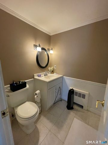 9 Michael Drive, Canton, CT 06019