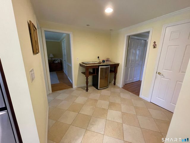 9 Michael Drive, Canton, CT 06019