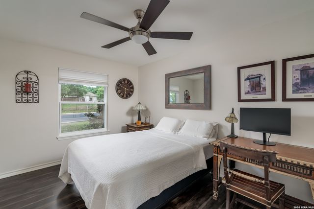 16930 Summer Creek Dr, San Antonio, TX 78248