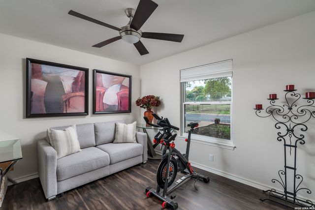 16930 Summer Creek Dr, San Antonio, TX 78248