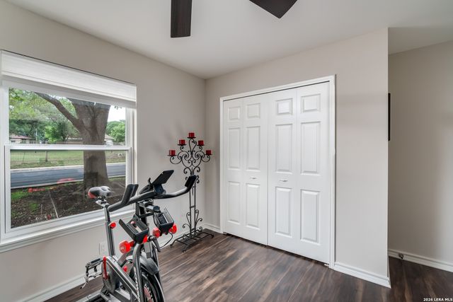 16930 Summer Creek Dr, San Antonio, TX 78248