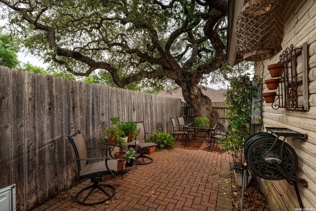 16930 Summer Creek Dr, San Antonio, TX 78248