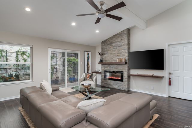 16930 Summer Creek Dr, San Antonio, TX 78248