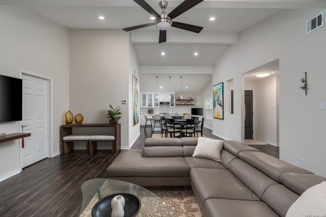 16930 Summer Creek Dr, San Antonio, TX 78248