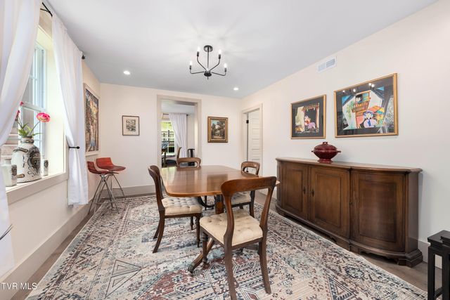 438 West Sullivan Street, Kingsport, TN 37660