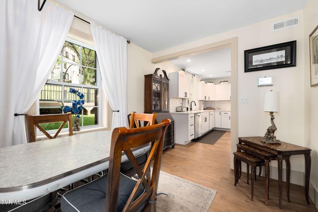 438 West Sullivan Street, Kingsport, TN 37660