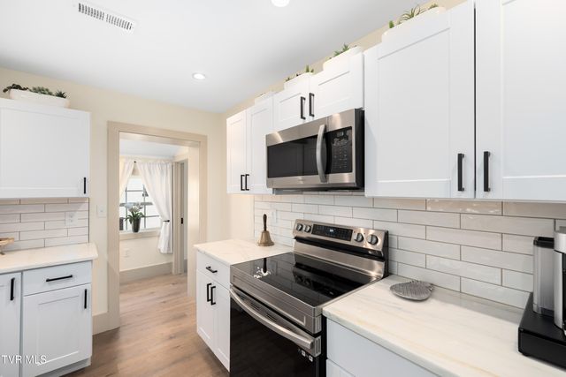 438 West Sullivan Street, Kingsport, TN 37660